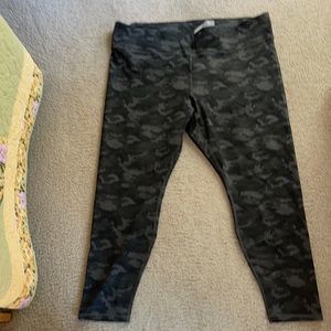 Power hold leggings